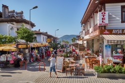Vi spiser frokost på Feron Otel